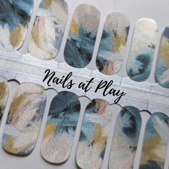 5 for $15 Nail Wraps- Evoke - Picture 2 of 3